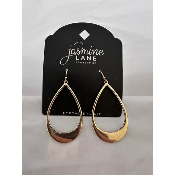 6 New Gold Hoop Earrings, Gold Teardrop Earrings, and a Mixed Metal Bangles Set - Picture 7 of 11